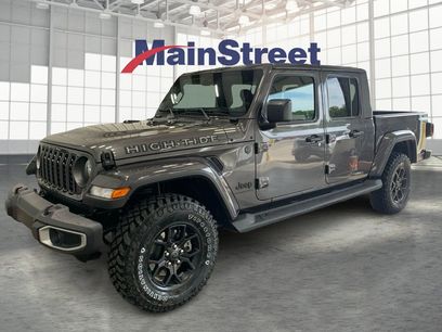 Used 2025 Jeep Gladiator Sport