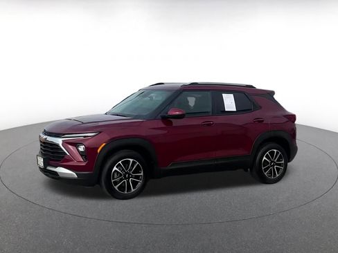 Used 2025 Chevrolet TrailBlazer LT image 7