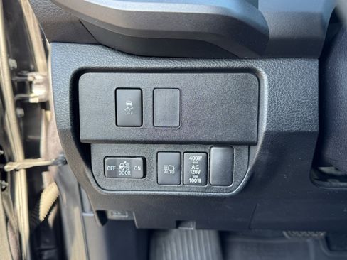 Used 2021 Toyota Tacoma TRD Sport image 28