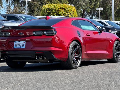 Used 2022 Chevrolet Camaro SS RWD image 5