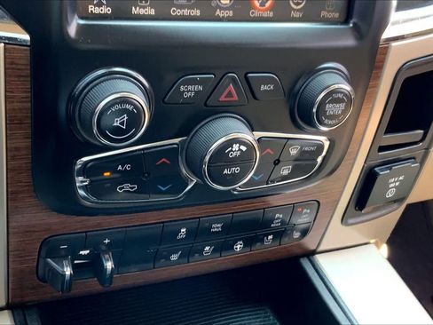 Used 2014 RAM 1500 Laramie w/ Protection Group AWD/4WD image 32