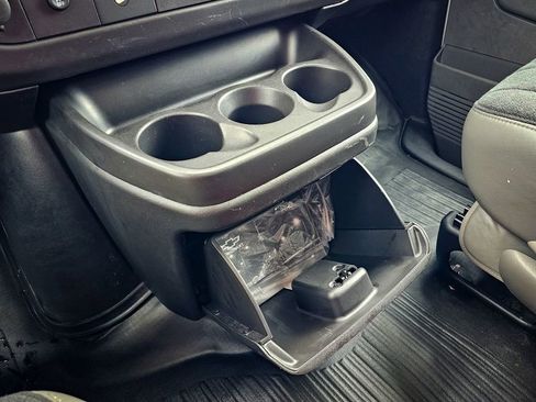 Used 2024 Chevrolet Express 2500 w/ Driver Convenience Package image 22
