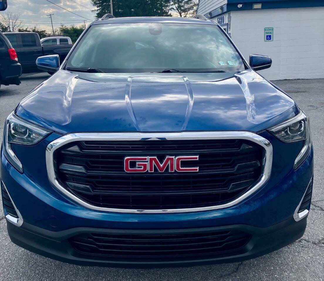 Used 2020 GMC Terrain SLE w/ Driver Convenience Package AWD/4WD image 3