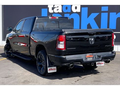 Used 2019 RAM 1500 Big Horn AWD/4WD image 13