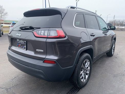 Used 2019 Jeep Cherokee Latitude Plus w/ Comfort/Convenience Group image 3