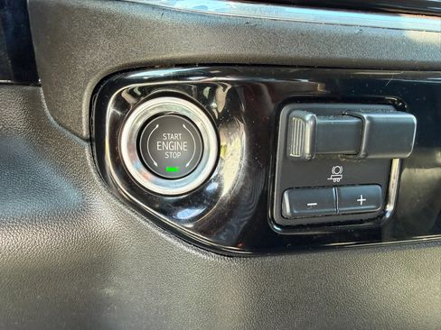 Used 2024 GMC Sierra 2500 SLE w/ SLE Convenience Package AWD/4WD image 20