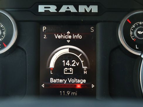 New 2024 RAM 5500 Tradesman image 32