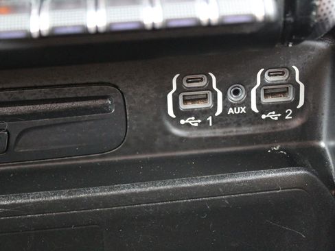 Used 2019 RAM 1500 Limited RWD image 23