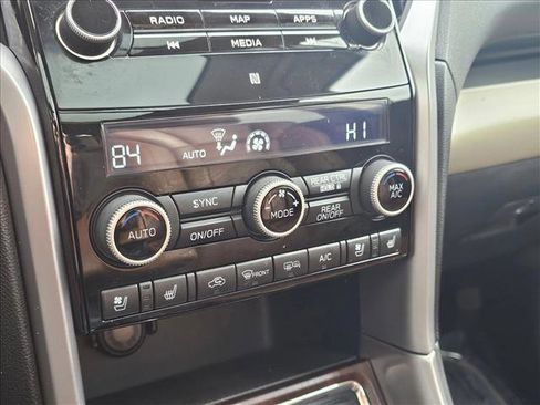 Used 2019 Subaru Ascent Touring w/ Popular Package #2A image 27