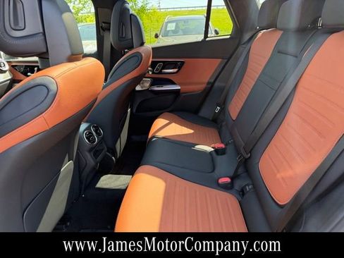 New 2026 Mercedes-Benz GLC 300 4MATIC image 15