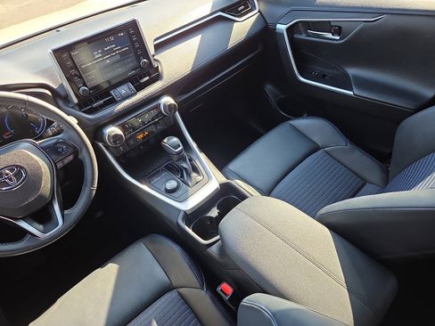 Used 2021 Toyota RAV4 XSE image 12