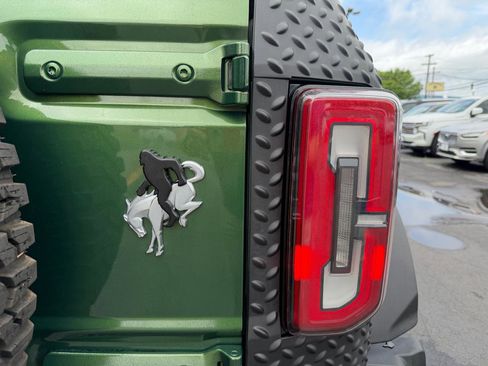 Used 2023 Ford Bronco Badlands AWD/4WD image 11