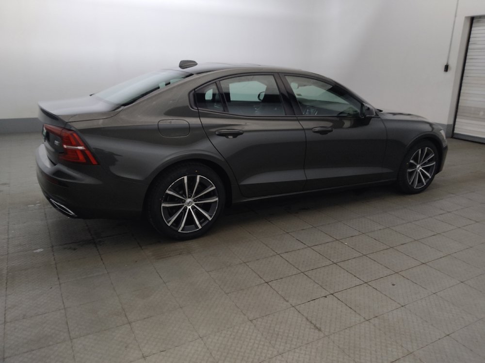 Used 2022 Volvo S60 B5 Momentum AWD/4WD image 10