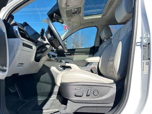 Used 2024 Kia Telluride SX Prestige image 17