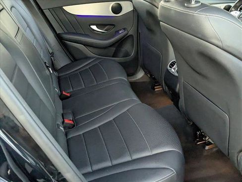 Used 2022 Mercedes-Benz GLC 300 4MATIC image 19