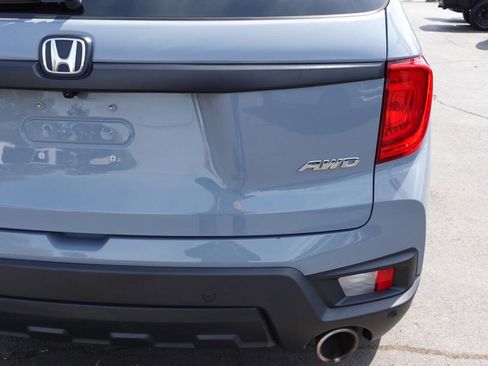 Used 2023 Honda Passport EX-L image 12