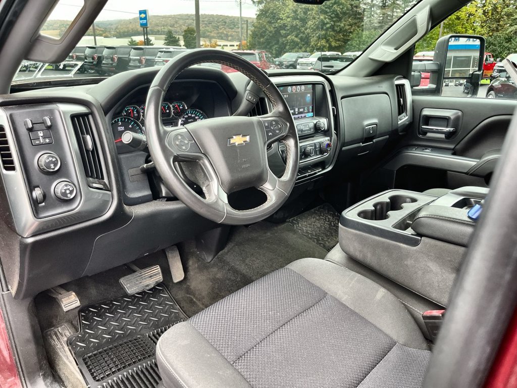 Used 2017 Chevrolet Silverado 2500 LT w/ All Star Edition AWD/4WD image 10