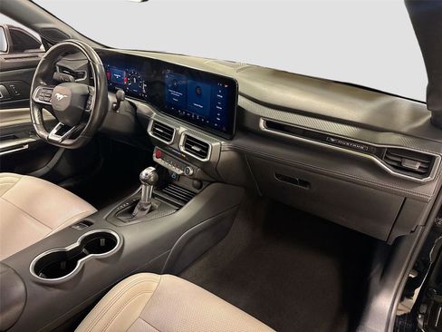 Used 2024 Ford Mustang Premium image 26