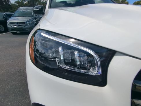 Certified 2026 Mercedes-Benz GLS 450 4MATIC image 23
