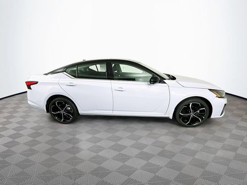 New 2026 Nissan Altima 2.5 SR w/ SR Premium Package AWD/4WD image 11