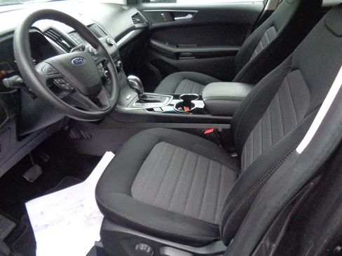 Used 2017 Ford Edge SE AWD/4WD image 10