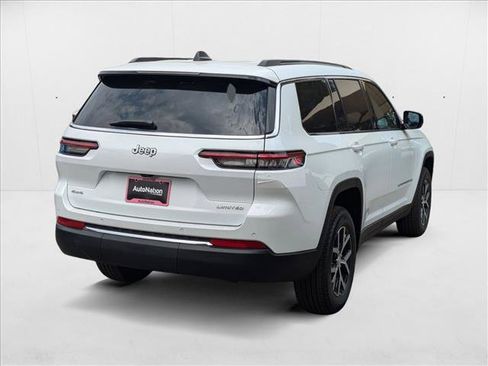 New 2025 Jeep Grand Cherokee L Limited image 2