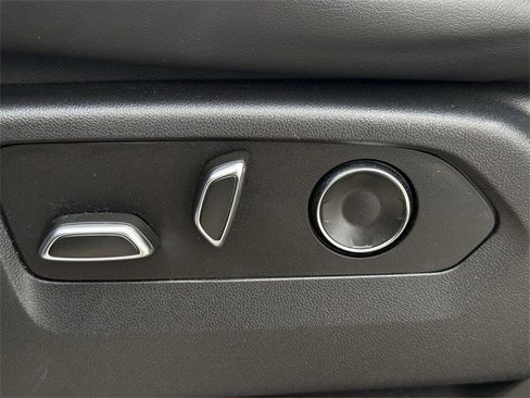 Used 2021 Cadillac Escalade Sport w/ Driver Assist Tech Package image 31