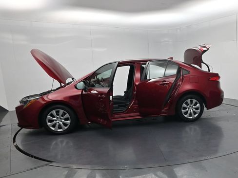 Used 2024 Toyota Corolla LE FWD image 58