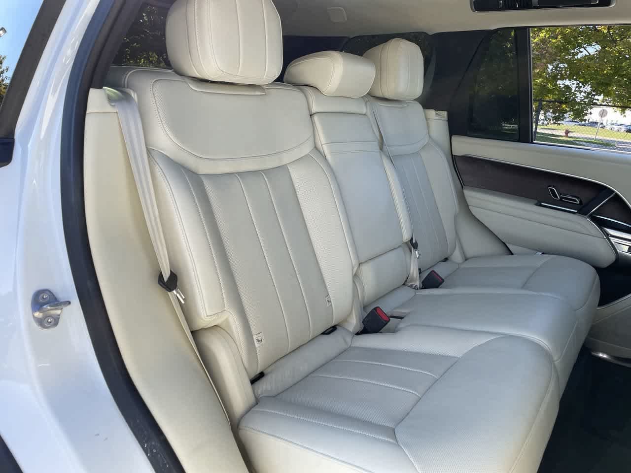 Used 2023 Land Rover Range Rover SE AWD/4WD image 15