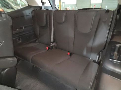 Used 2021 Subaru Ascent Premium w/ Convenience Package AWD/4WD image 9