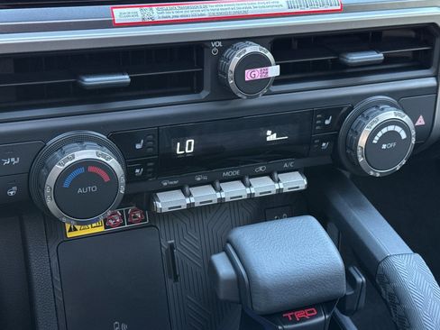 New 2026 Toyota 4Runner TRD Off-Road Premium image 24