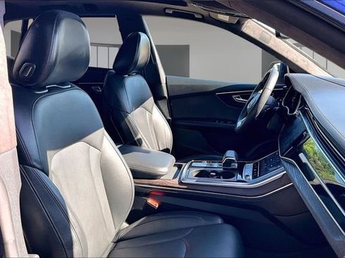 Used 2019 Audi Q8 Prestige AWD/4WD image 29