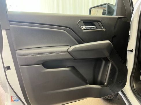 New 2025 GMC Canyon Elevation w/ Convenience Package image 6