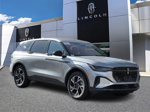 New 2025 Lincoln Nautilus Premier w/ Jet Appearance Package image 1