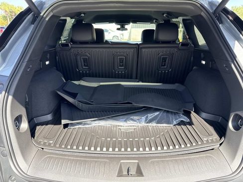 New 2026 Cadillac XT5 Luxury w/ LPO, Floor Liner Package FWD image 11