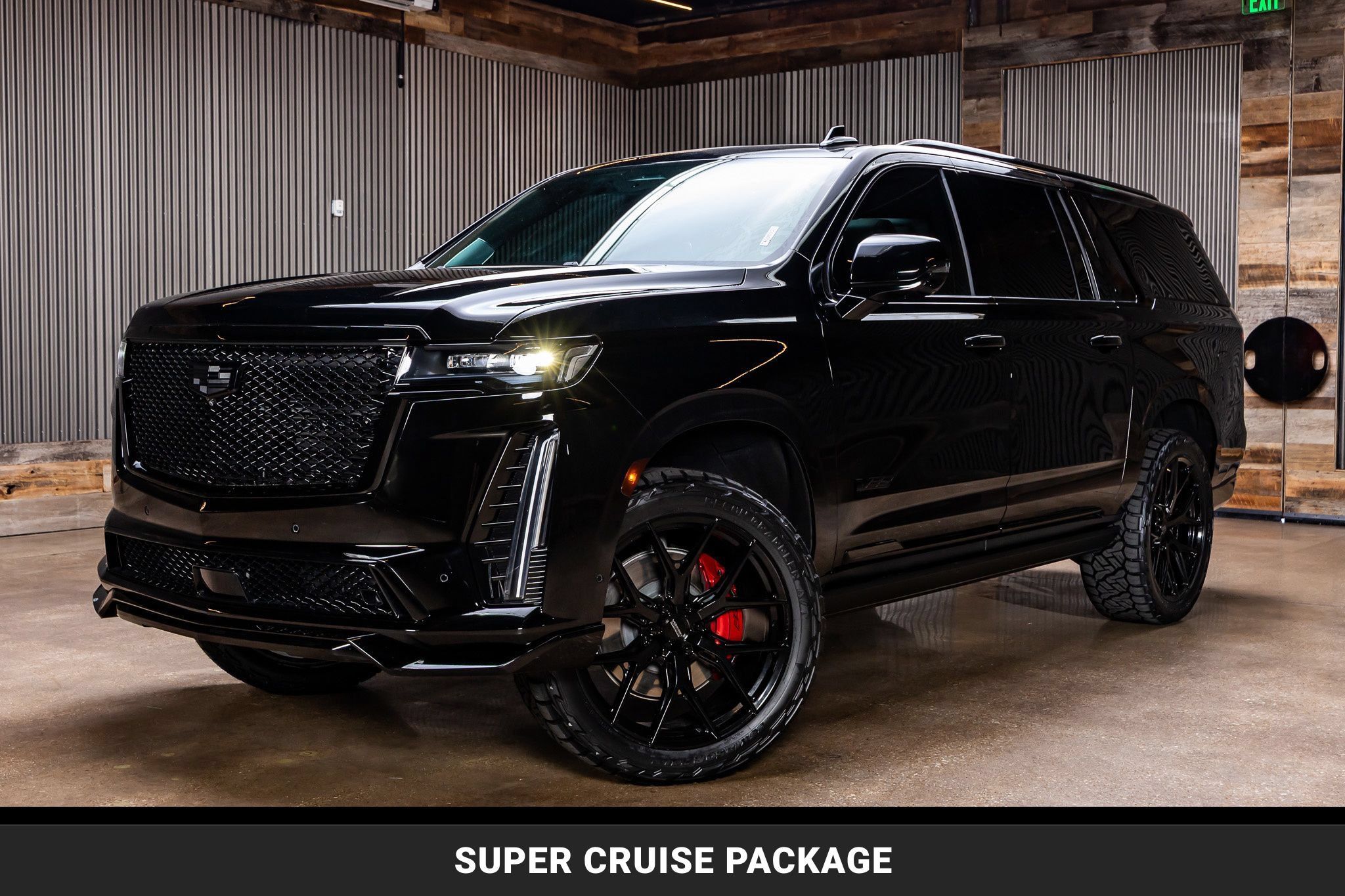 Used 2023 Cadillac Escalade ESV V AWD/4WD image 5