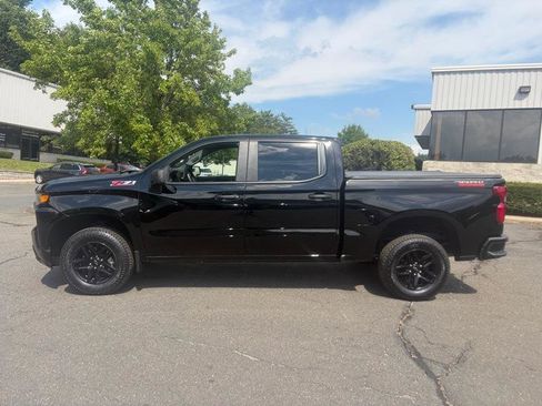 Used 2019 Chevrolet Silverado 1500 Custom Trail Boss AWD/4WD image 3