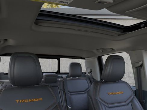 New 2026 Ford Maverick Tremor image 12