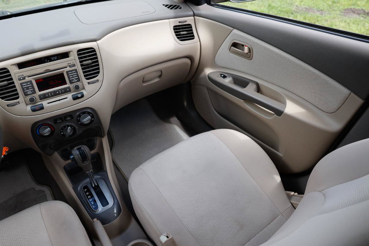 Used 2010 Kia Rio LX w/ Value Pkg FWD image 22