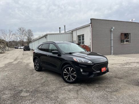 Certified 2022 Ford Escape SEL w/ SEL Stealth AWD Package image 1