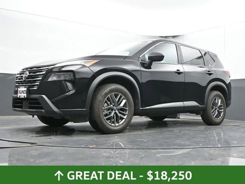 Used 2024 Nissan Rogue S image 67
