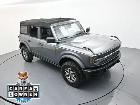 Used 2024 Ford Bronco Badlands image 21