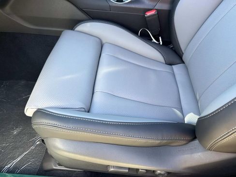 New 2025 Subaru Outback Limited image 25