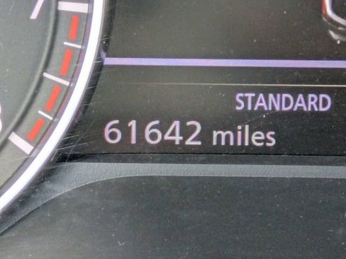 Used 2024 Nissan Pathfinder SV FWD image 28