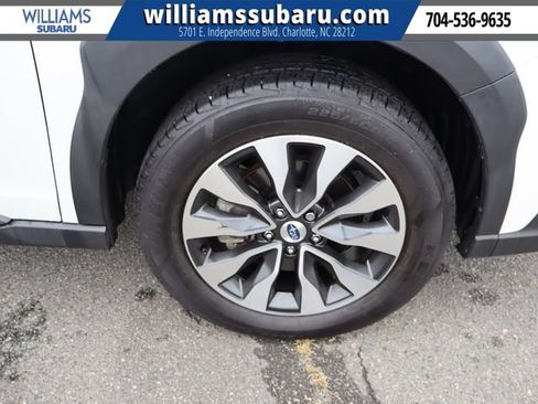 Used 2024 Subaru Outback Limited AWD/4WD image 40