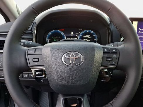 New 2026 Toyota Camry XLE AWD/4WD image 13