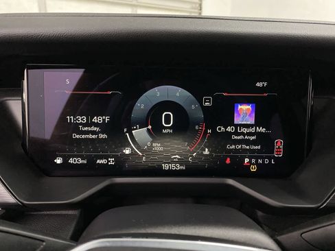 Used 2025 GMC Acadia Elevation image 26