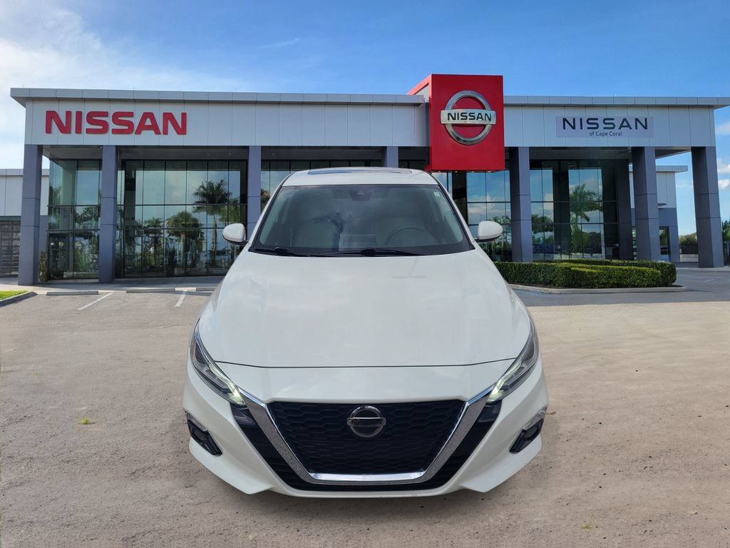 Certified 2020 Nissan Altima 2.5 Platinum FWD image 7