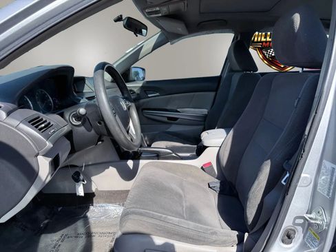 Used 2009 Honda Accord EX image 2