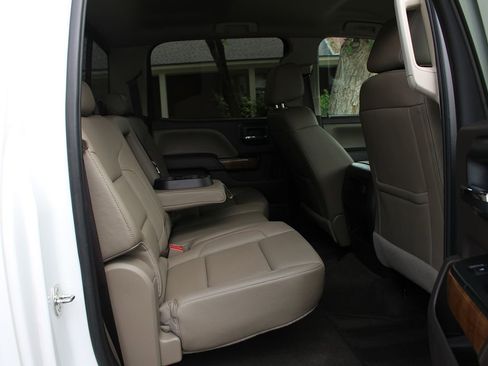 Used 2017 GMC Sierra 1500 SLT image 15